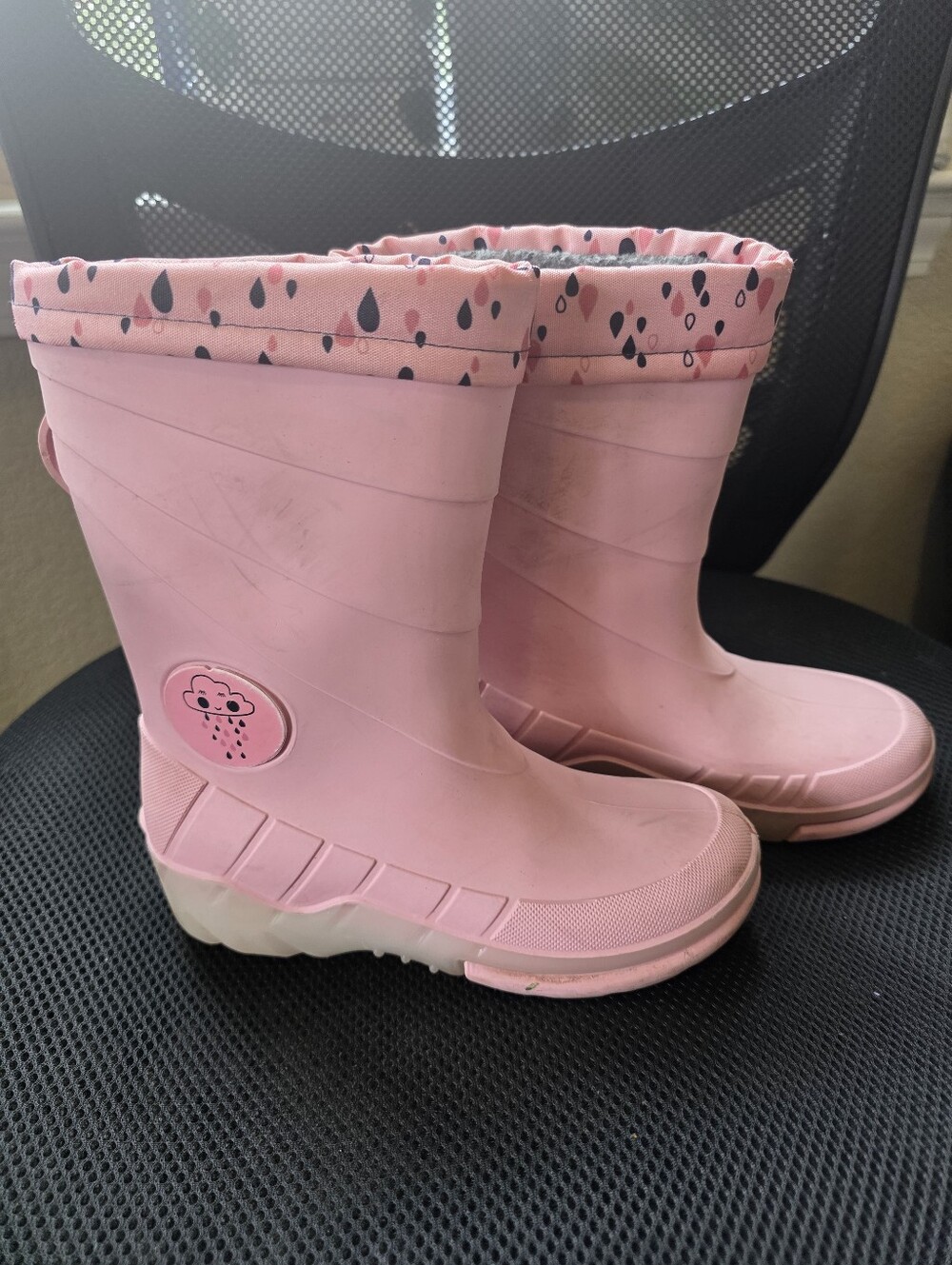 Cute Pink Raincloud Fleece-Lined Rain Boots (Kids Size 10/11 - EU 28/29)